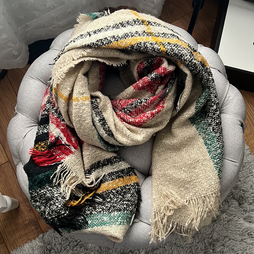Oversized Plaid Fringe Blanket Scarf Tan Red Green Black Yellow Cozy Winter